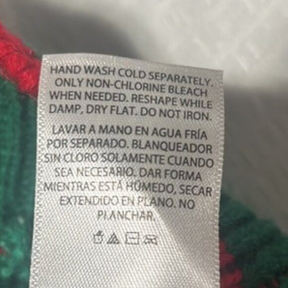 Holiday Time Men's Red Green Llama Festive Ugly Christmas Sweater Size Medium - Picture 8 of 8